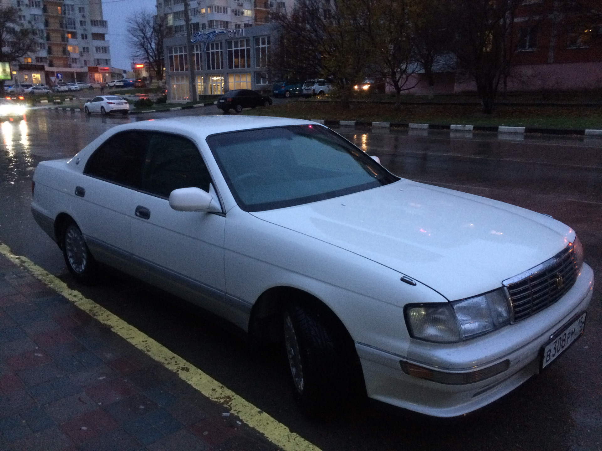 Toyota Crown 1995