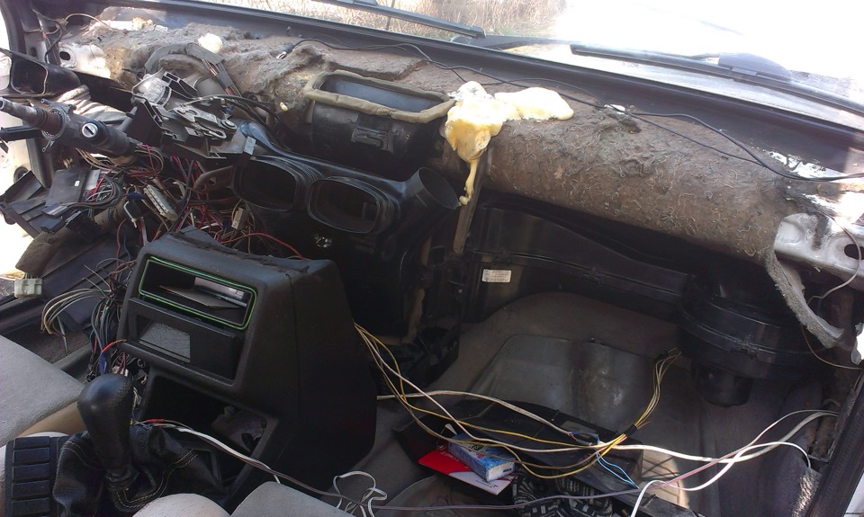 Установка приборной панели с тахометром и MFA - Volkswagen Golf Mk2, 1,6 л, 1989