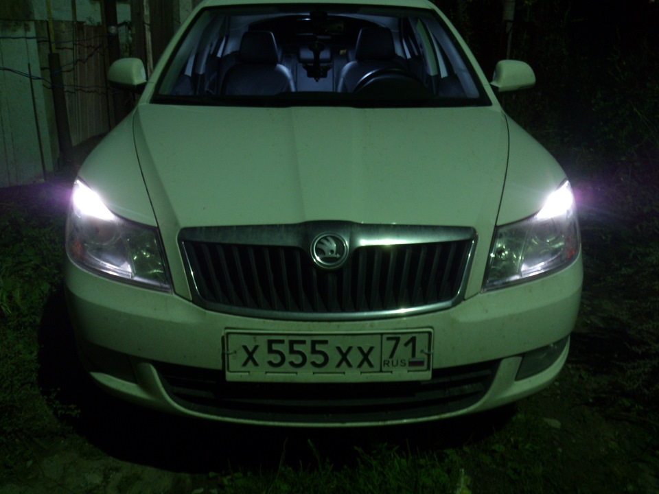 Лампы Polarg M4 в габарит. — Skoda Octavia A5 Mk2, 1,8 л, 2012 года ...