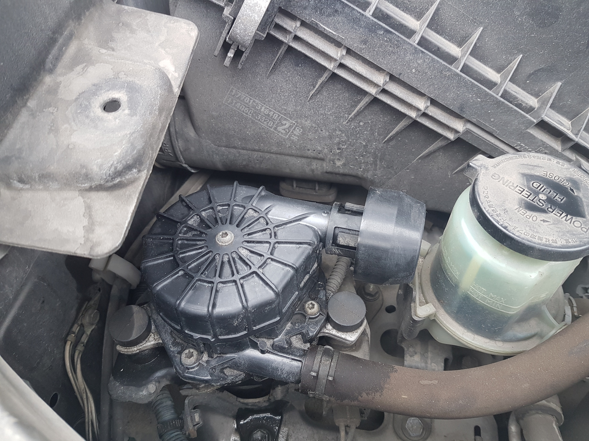 Клапан принудительной вентиляции картерных газов. Система продувки картерных газов. Opel astra j 1. Система квкг w203. Трубка вентиляции картерных газов ваз 2114.