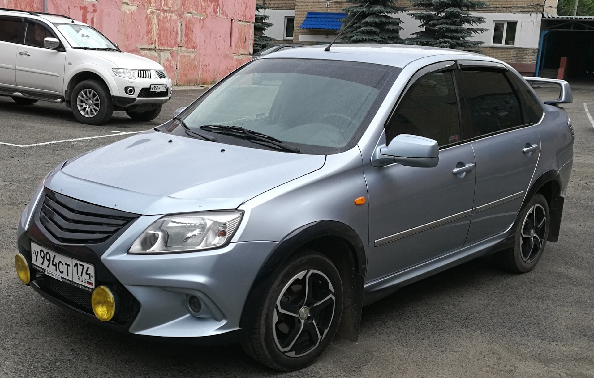 Задранная гранта седан. Поднять гранту. Гранта лифтбек с проставками. Поднять гранту. Поднять гранту.