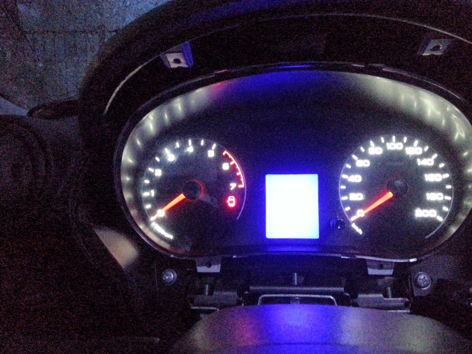 LED подсветка приборки — Lada Гранта, 1,6 л, 2013 года | тюнинг | DRIVE2