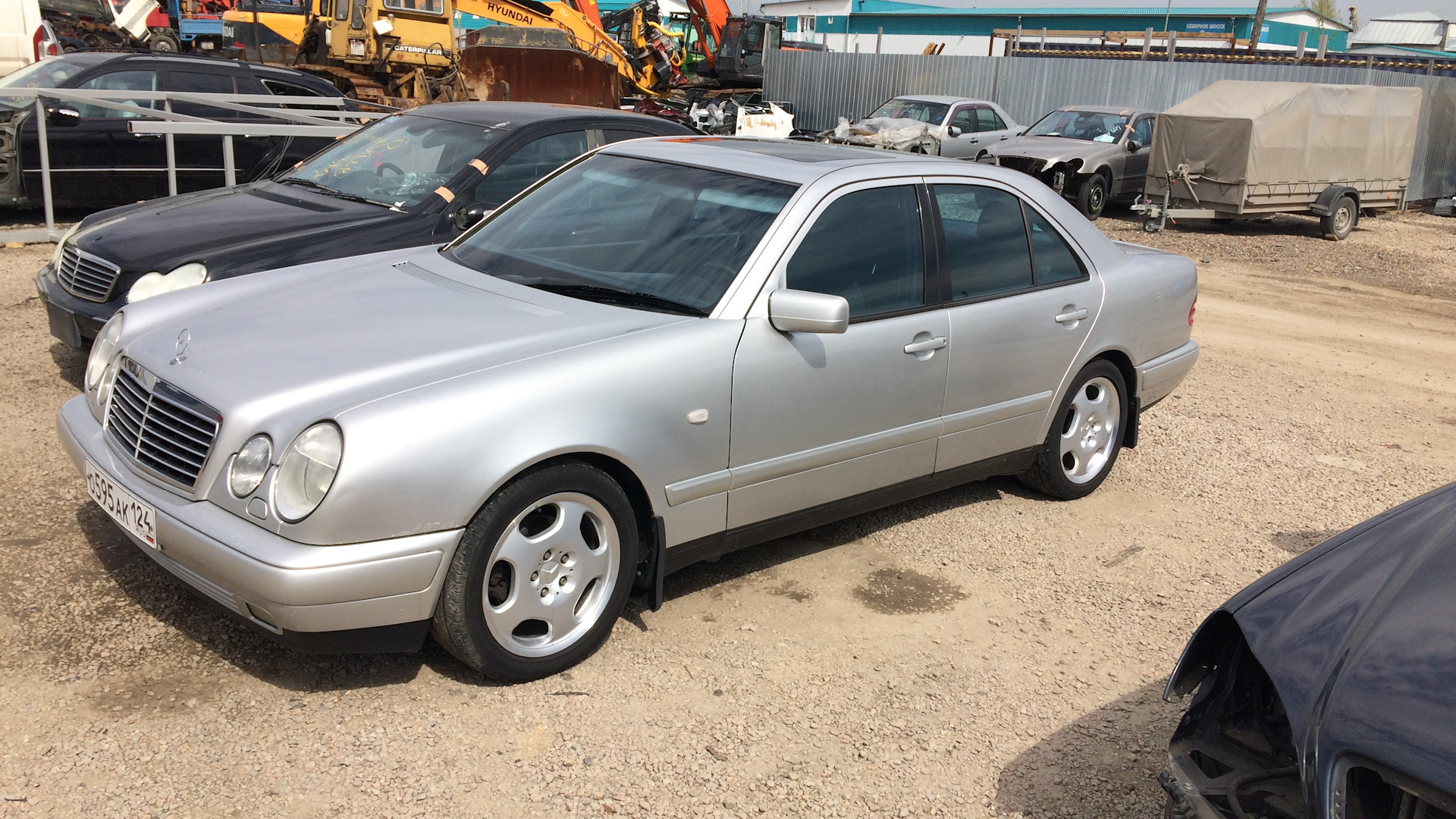 Mercedes-Benz E-class (W210) 2.3 бензиновый 1997 | серебристый металлик на  DRIVE2