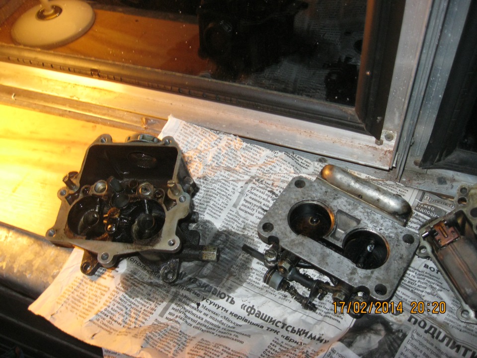 Замена жиклеров в карбюраторе. и замена прокладки в пускному коллекторе ...