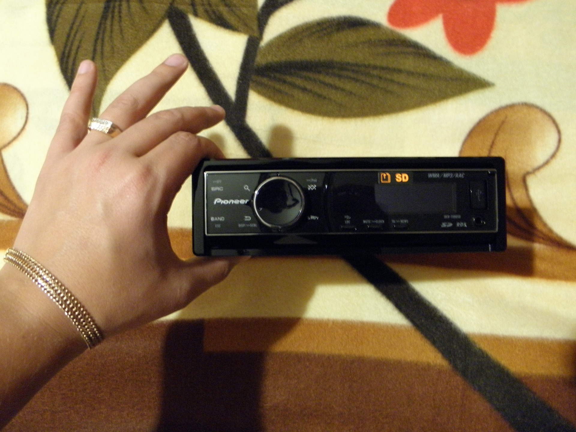 Pioneer deh панель. Pioneer deh 7200sd. Пионер deh 7200sd. Автомагнитола Pioneer deh-7200sd. Пионер ден 7200 SD.