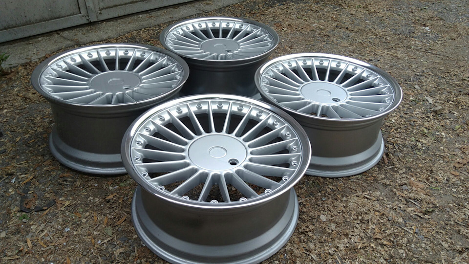 Фото в бортжурнале BMW 5 series (E28)