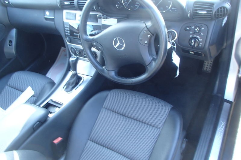 В разбор пришел очередной Mercedes-Benz w203 рестайлинг универсал ...
