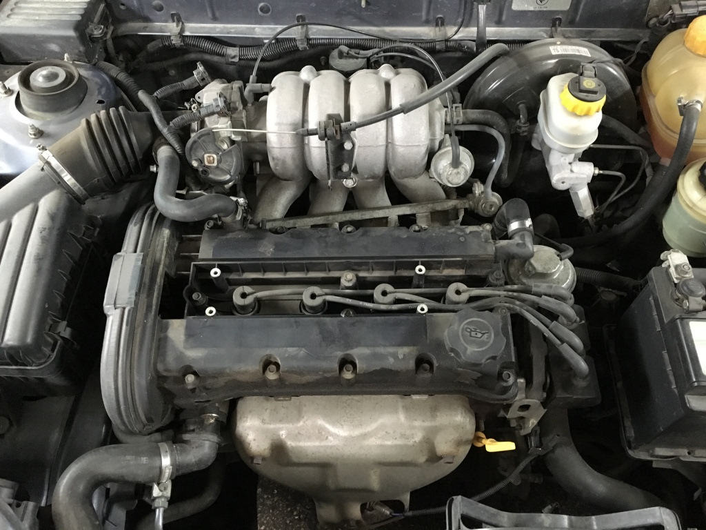 Течь из-под прокладки клапанной крышки 1,6 — Daewoo Lanos, 1,6 л, 2010 ...