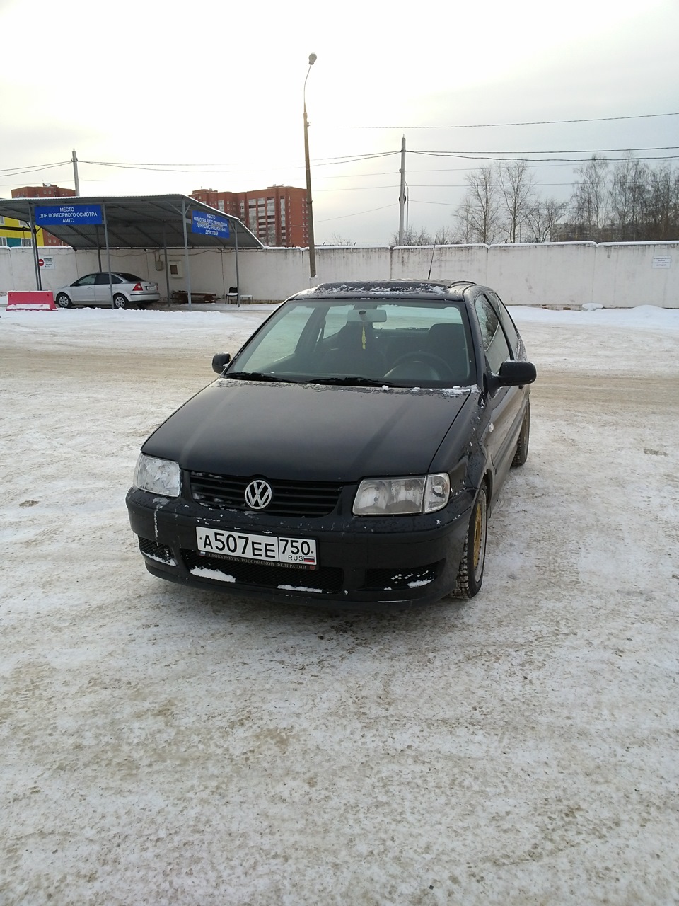 Новое авто и распродажа зап/частей с разбитого поло — Volkswagen Polo Mk3,  1,6 л, 2001 года | покупка машины | DRIVE2