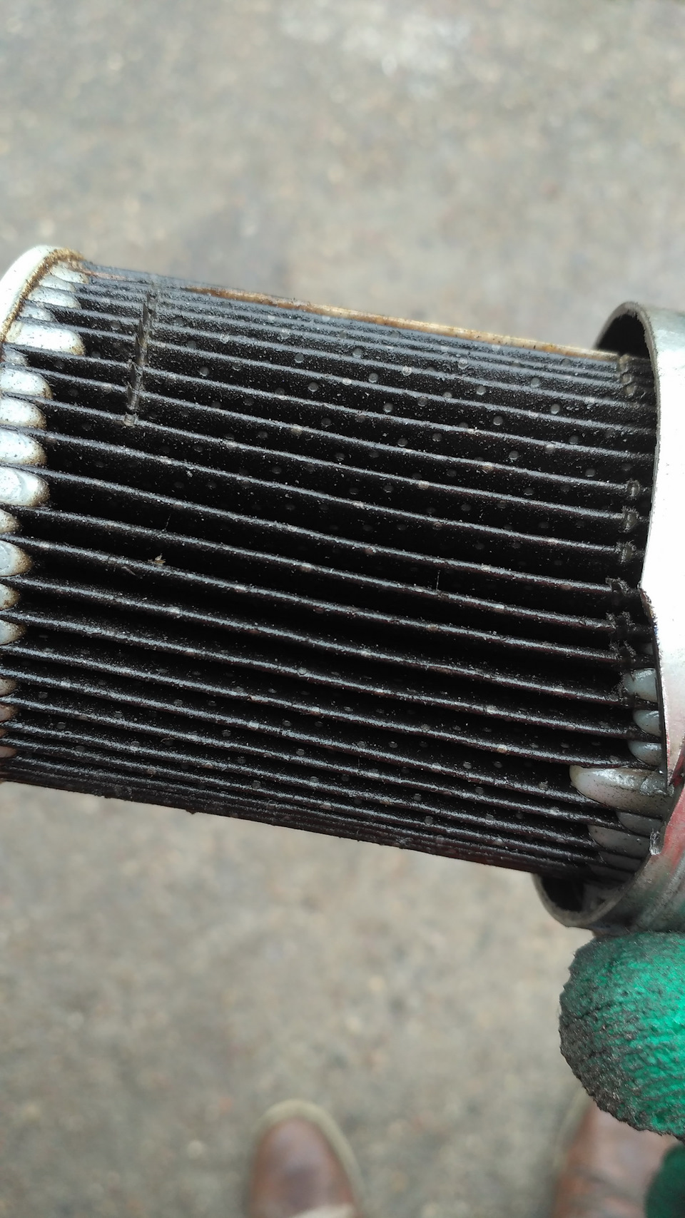 фильтрующий элемент стал черным за 35 тыс км — KIA Ceed SW (1G)