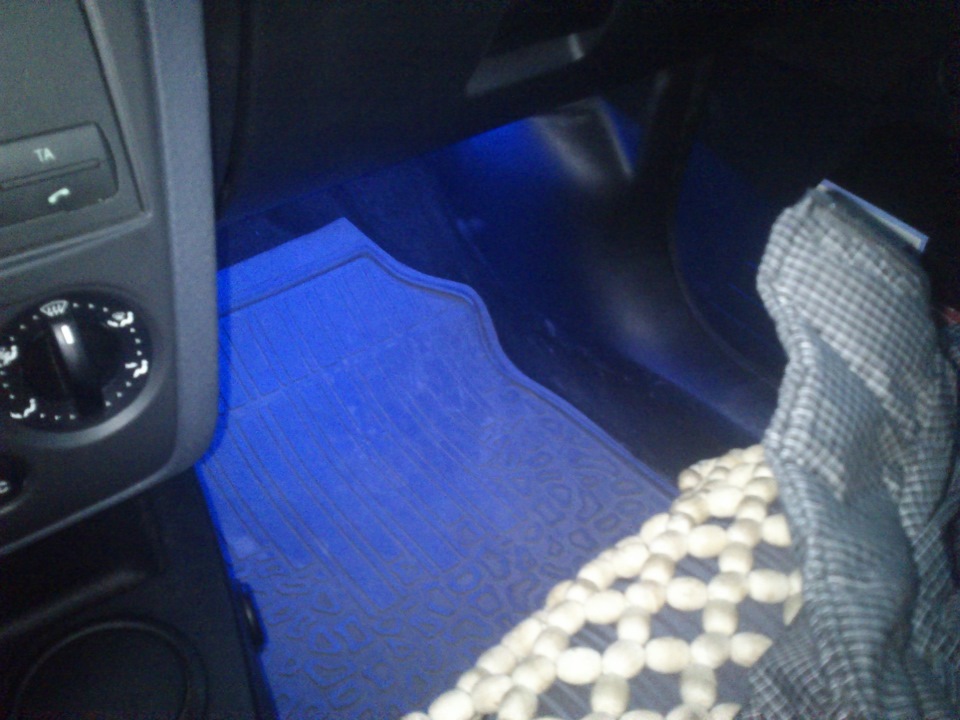 Подсветочка)) — Ford Fusion, 1,4 л, 2010 года стайлинг DRIVE2