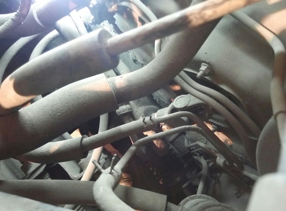 Замена крестовины карданчика рулевого вала — Toyota Carina II (T170), 1 ...