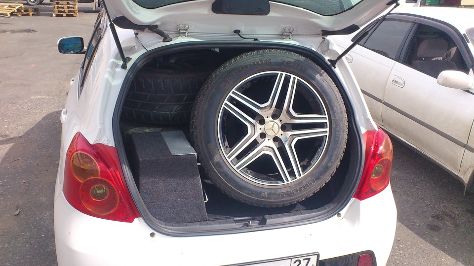 Впихнул невпихуемое))) — Toyota Vitz (90), 1,5 л, 2006 года | колёсные ...