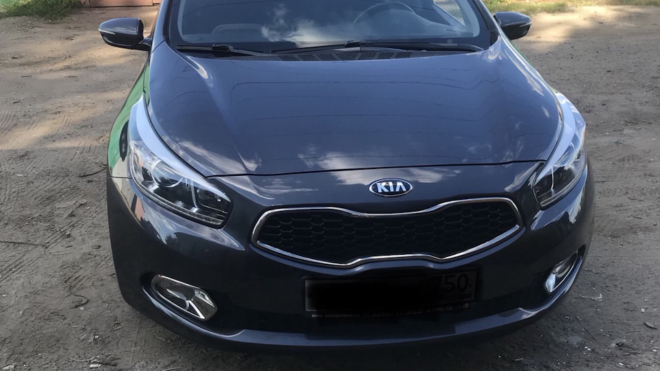 Щелчки в руле при включённом поворотнике — KIA Ceed (2G), 1,6 л, 2013 ...