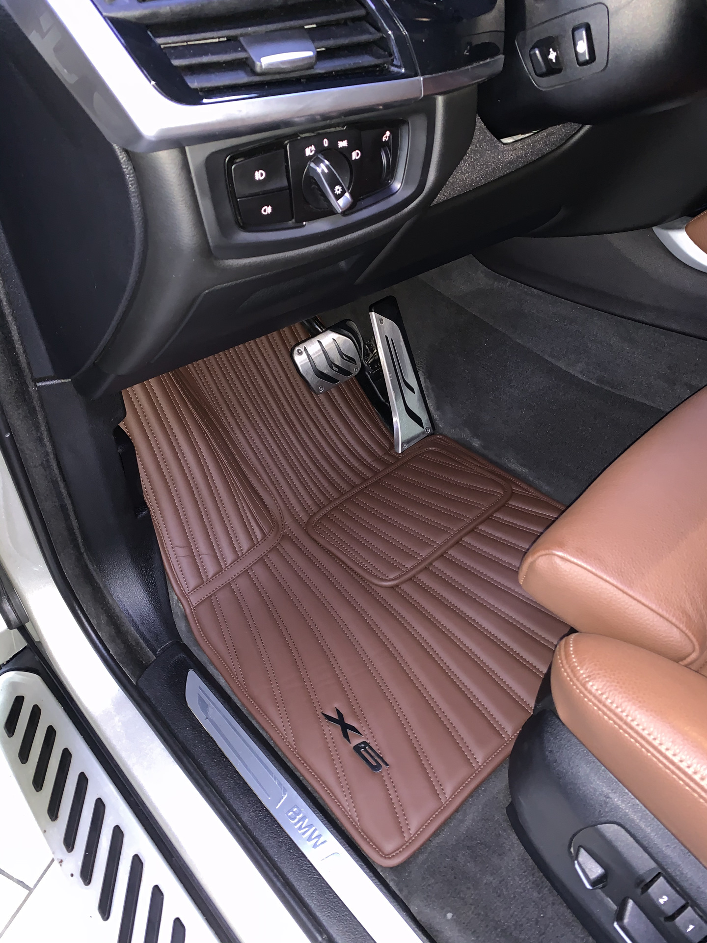 5. Ковры из экокожи — BMW X6 (F16), 3 л, 2016 года | аксессуары | DRIVE2