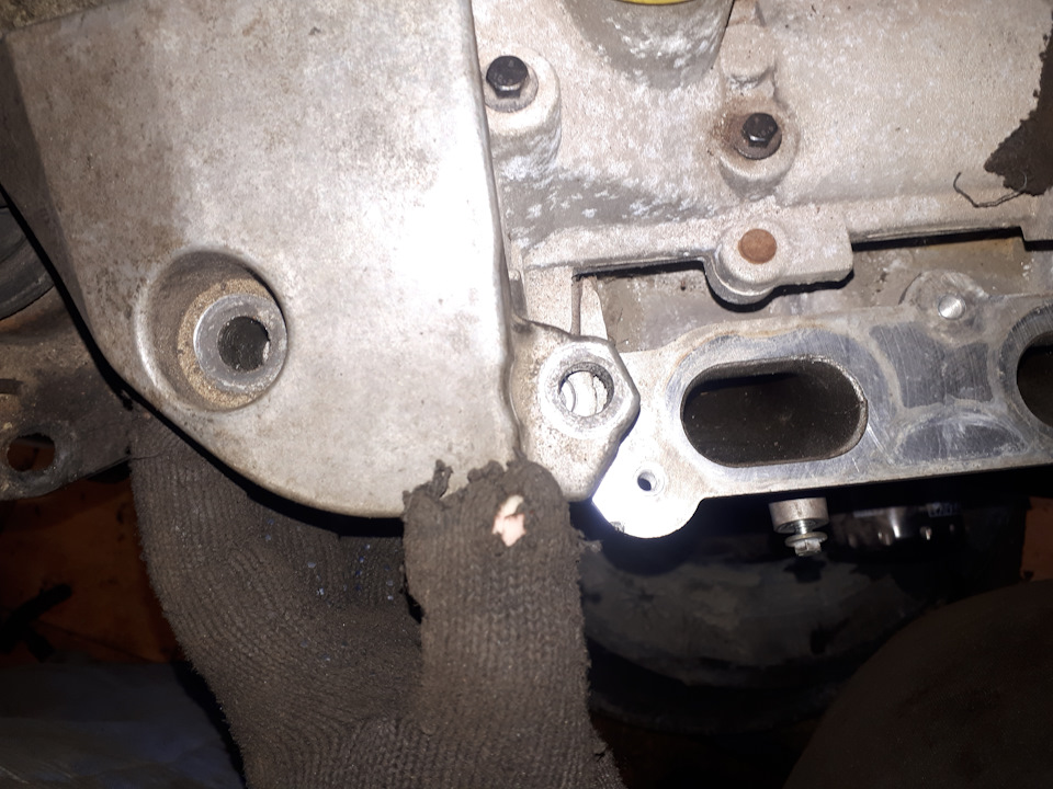 Замена двигателя F4R820 (бензин) Renault Trafik на двигатель от Дастера ...