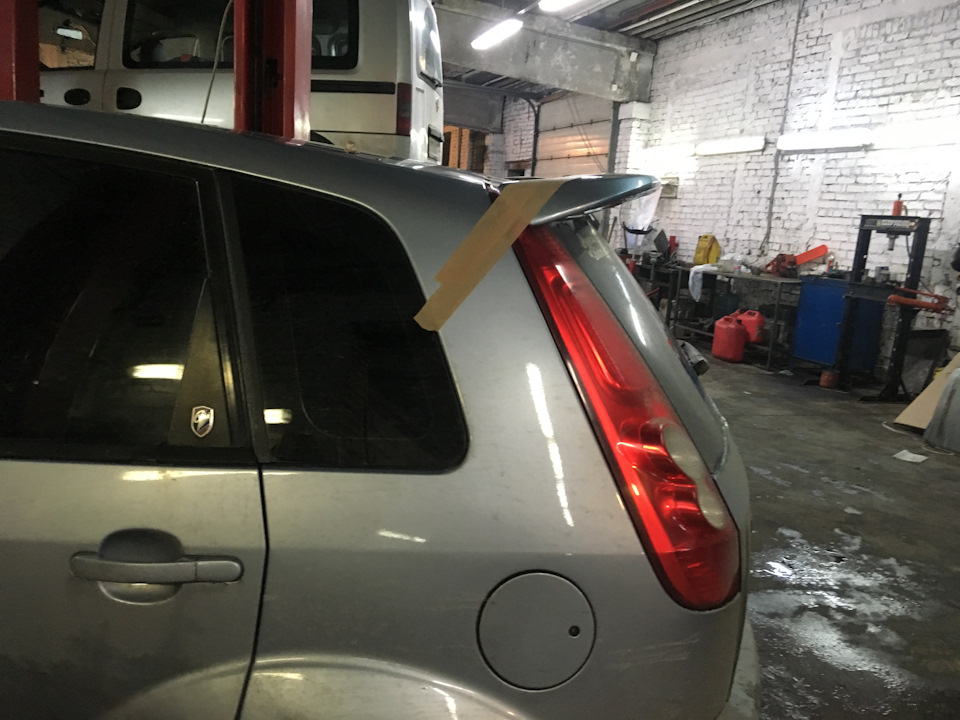 Фото в бортжурнале Ford Fiesta (Mk V)