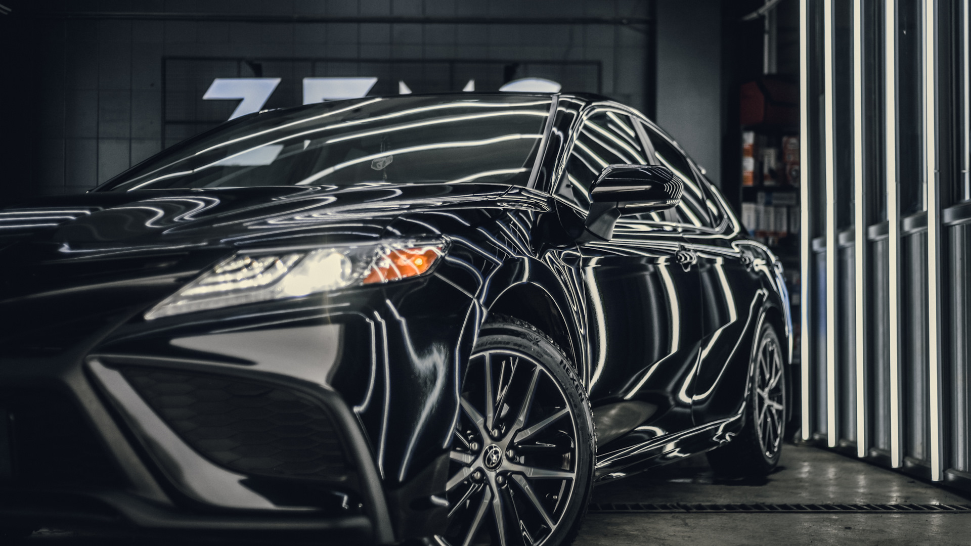 Toyota Camry (XV70) 2.5 бензиновый 2021 | BlackDragon (БезЗубик) на DRIVE2