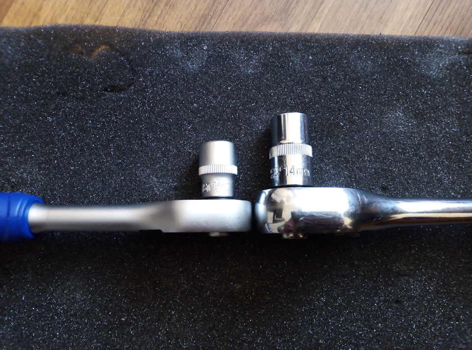 с головками на 14 — Suzuki Jimny (1G)