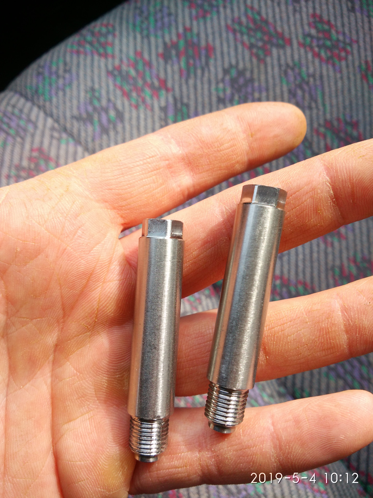 Ремонтные пальцы суппортов. Направляющая суппорта шкода м10. Ремонтная направляющая суппорта шкода фабия 2. 25. Vw golf 4 ремонтная направляющая суппорта.