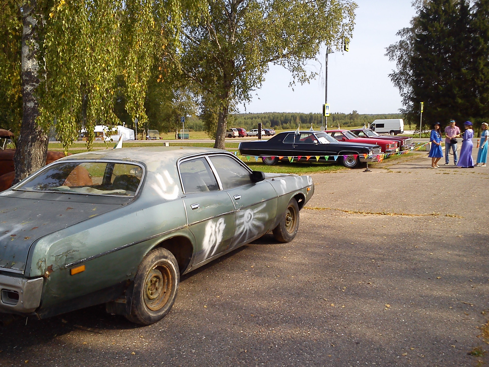 Машина без документов. Додж Коронет 1972. Dodge Coronet 1972. Додж на металлоломе.