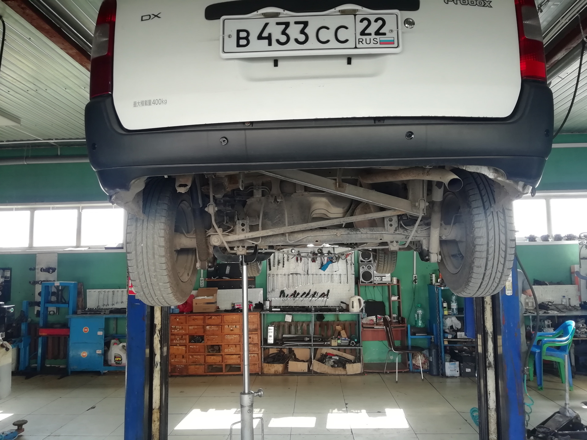 Подвеска пробокса. Задняя подвеска Toyota Probox 4wd. Toyota Probox 2002 задняя подвеска. Пробокс 4wd задняя подвеска. Пробокс 4 ВД подвеска.