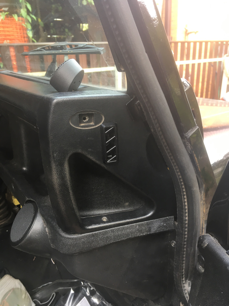 Обдув боковых стекол — Land Rover Defender, 2,5 л, 2006 года | своими ...