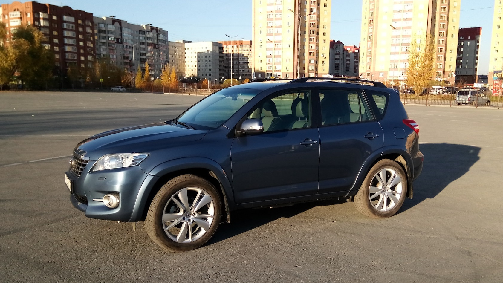 Toyota RAV4 (III) 2.0 бензиновый 2011 | ПроСто РАФиК R20 на DRIVE2