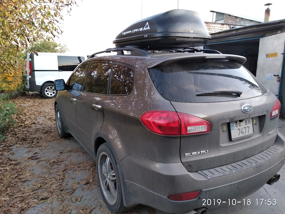 Subaru Tribeca багажник