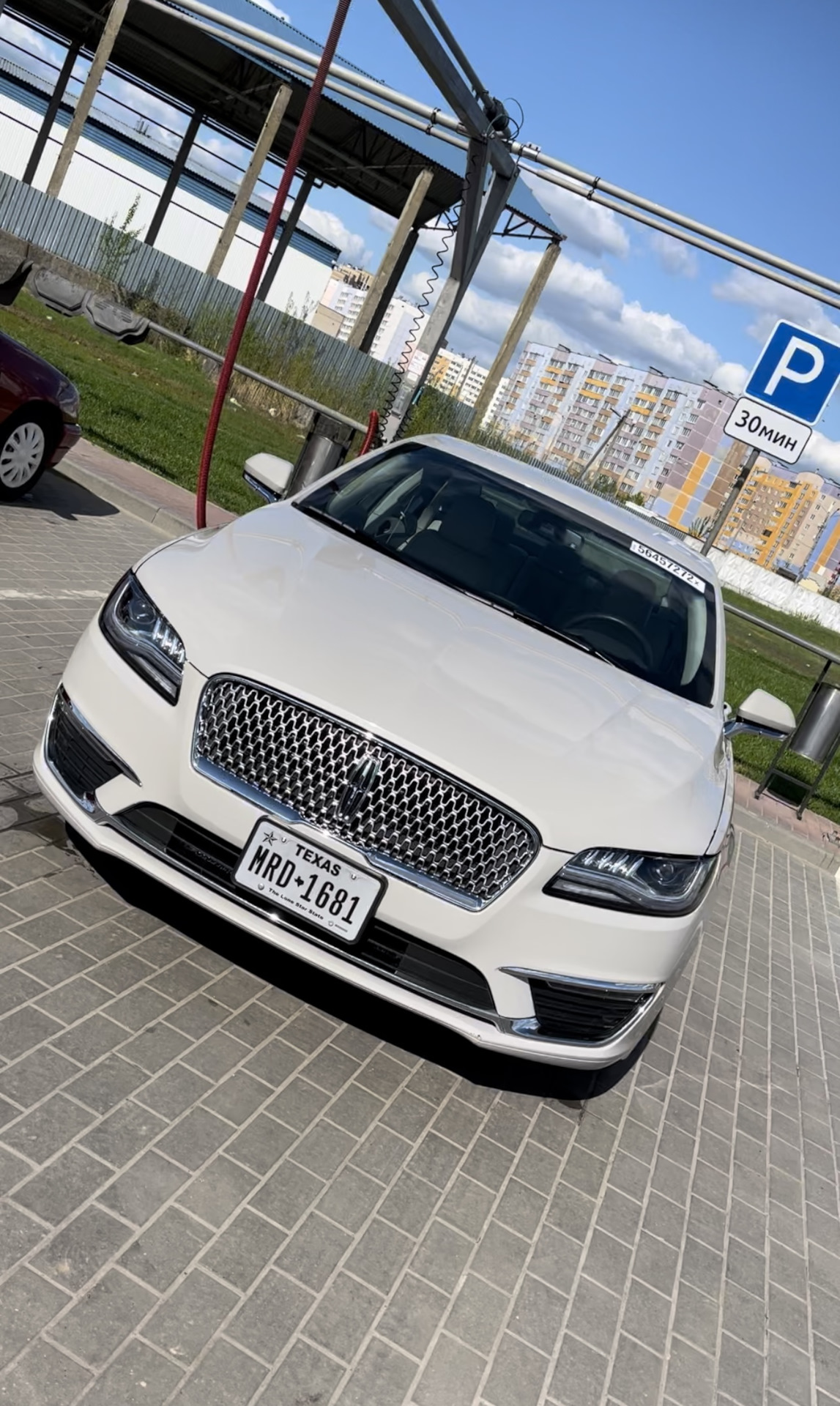 Lincoln mkz drive2