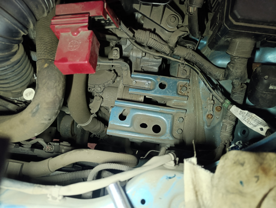 Замена масла в вариаторе — Mitsubishi ASX, 1,8 л, 2013 года | плановое ...