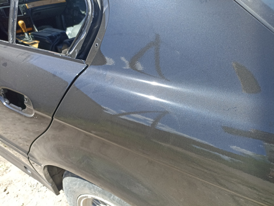 Photo from the logbook BMW 7 series (E38)