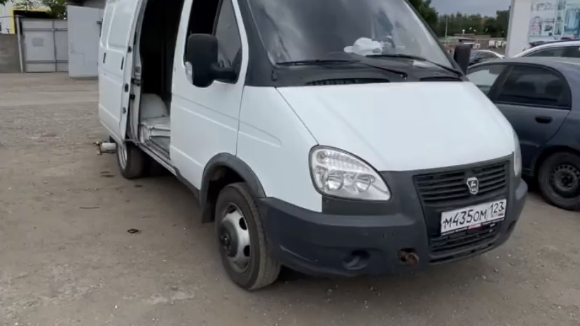 GAZ Gazelle 2705