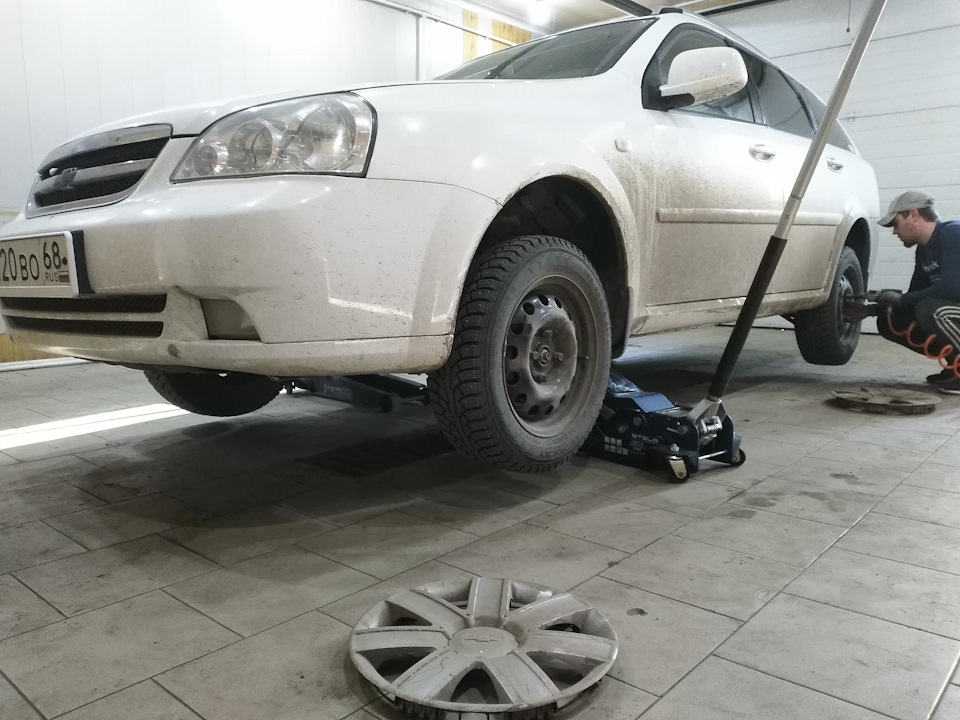 #33. Летние шины + фотосеттт… — Chevrolet Lacetti SW, 1,6 л, 2012 года ...