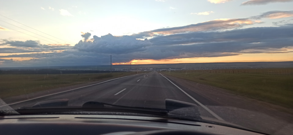 Ну и после всего — путь обратно. Путешествие как я считаю получилось очень насыщенное! — Mazda 323 IV