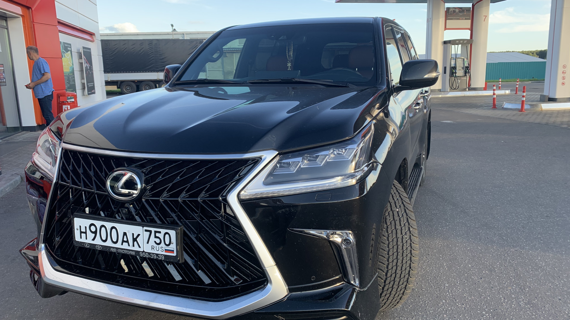 Lexus LX (URJ200/URJ201) 4.5 дизельный 2018 | на DRIVE2