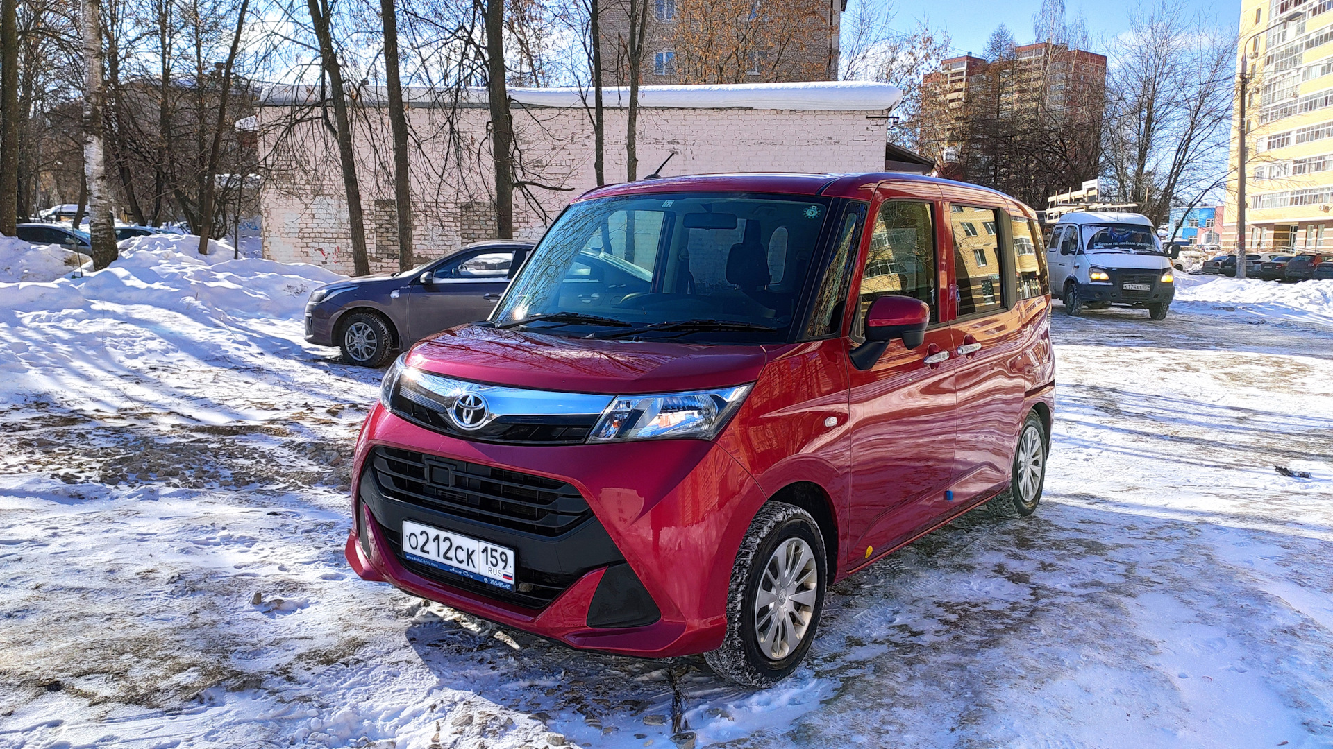 Toyota Tank 1.0 бензиновый 2016 | 4wd на DRIVE2