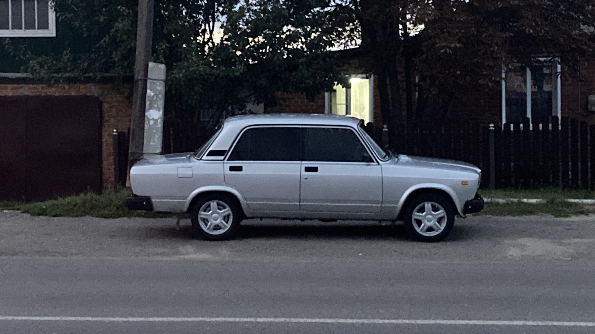 Lada 210740 1.6 бензиновый 2012 | на DRIVE2