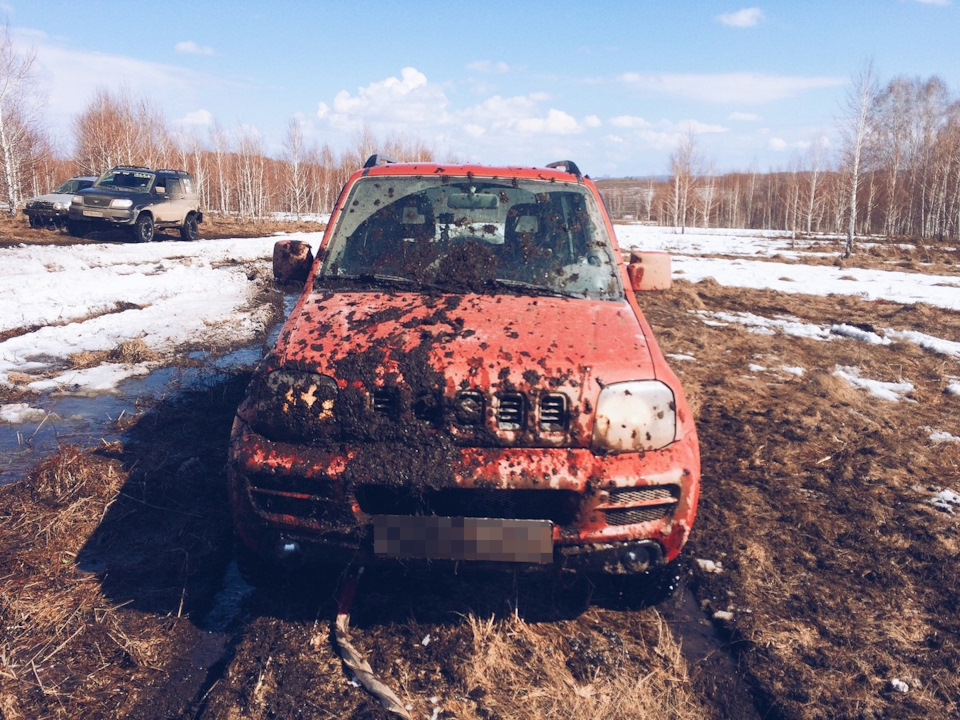 дрись в лоб — Suzuki Jimny (1G)