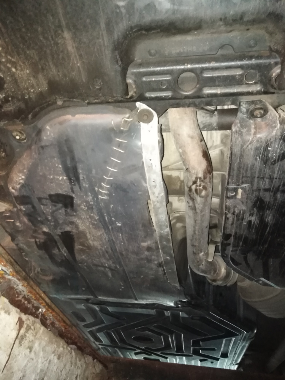 Шумоизоляция крыши + выпрямление вмятин — Mazda 6 (3G) GJ, 2 л, 2015 ...