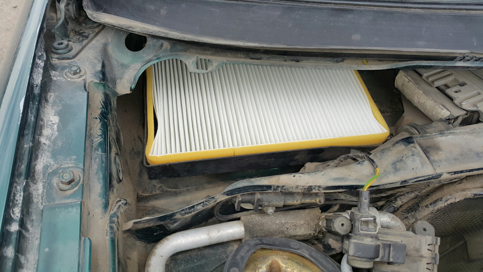 Замена салонного фильтра - Volkswagen Passat B4, 2 л, 1996 года запчасти DRIVE2