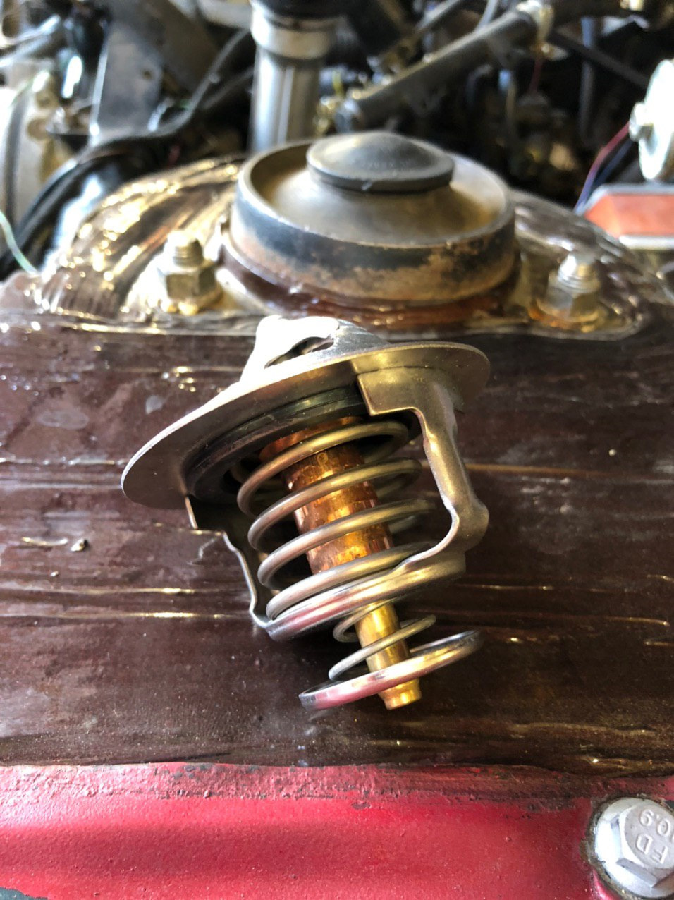 термостат на двигатель 4а fe. термостат 1uz fe. термостат тойота хайлюкс. термостат fe замена. термостат двигателя 4e fe.