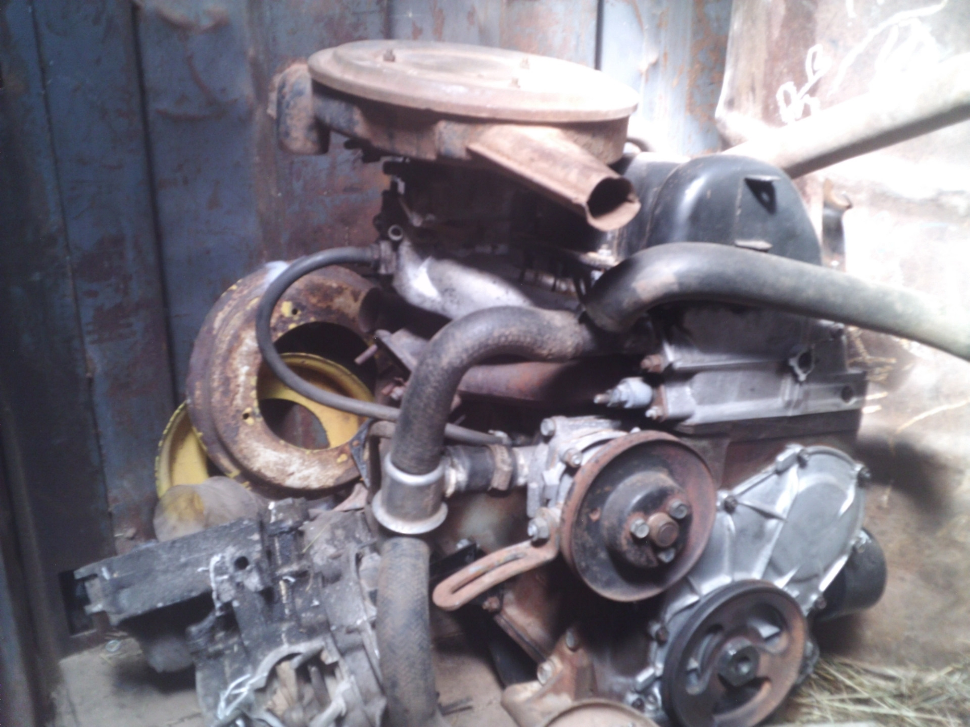 Почему двигатель заклинил на ниве — Lada 4x4 3D, 1,6 л, 1985 года ...