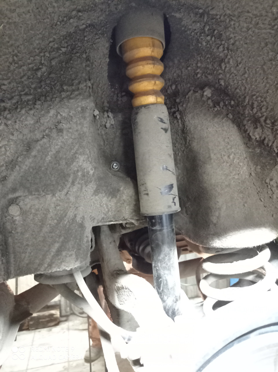 #82. Bilstein амортизаторы — Audi A4 Avant (B6), 2,5 л, 2004 года ...