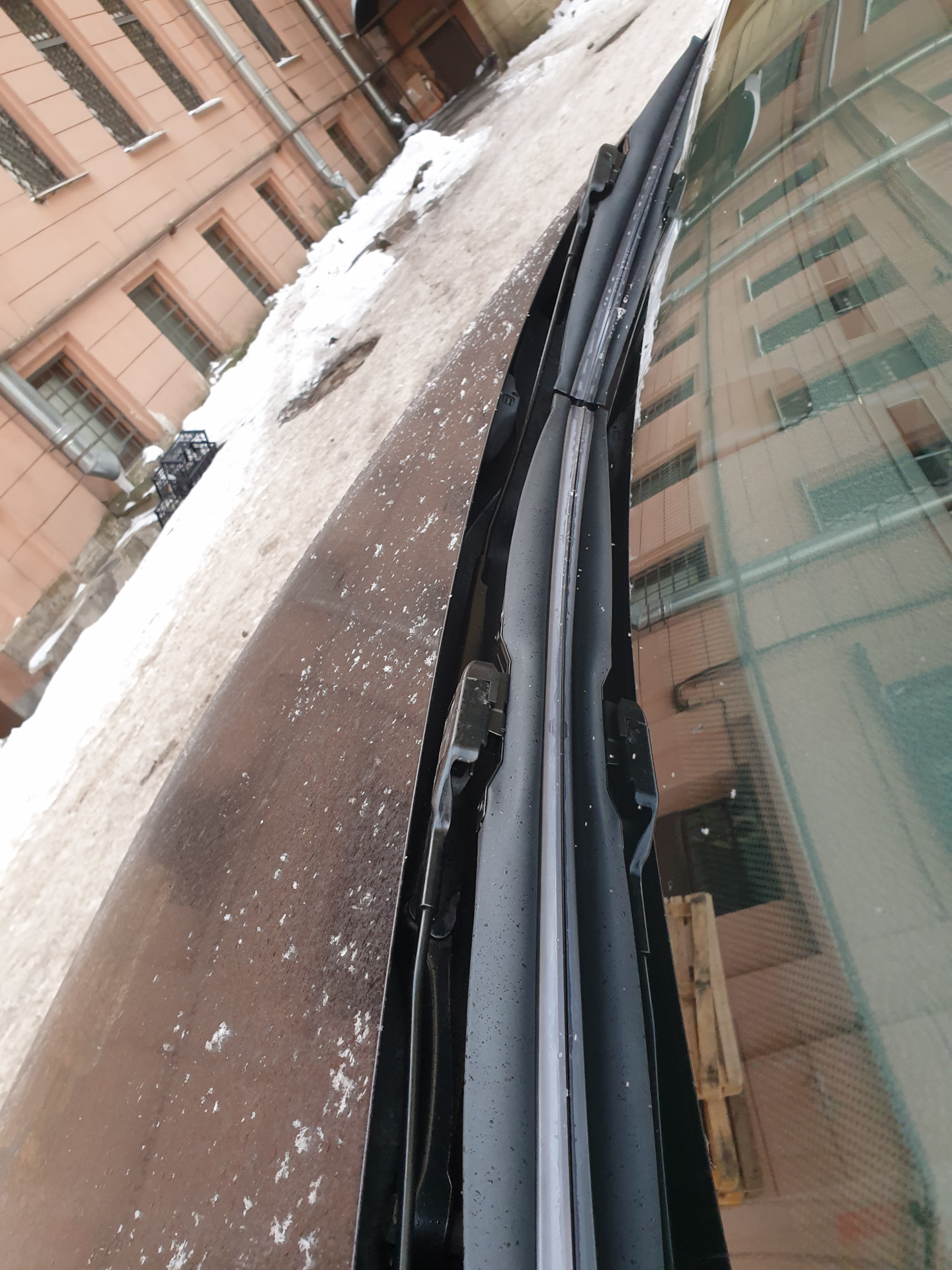 Зимние щетки дворников — Volkswagen Caddy (3G), 1,2 л, 2011 года ...