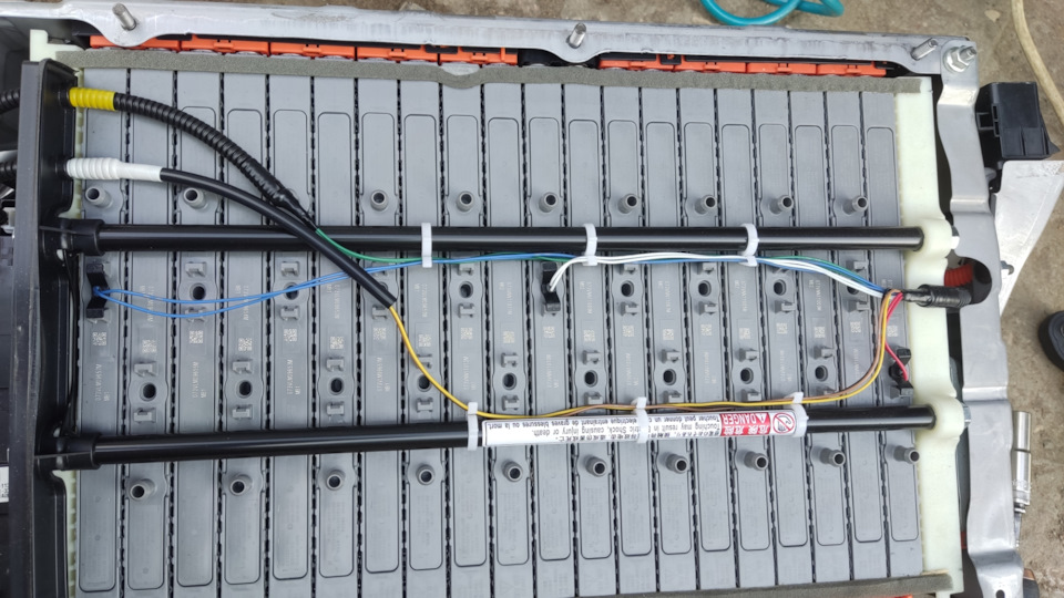 Замена батарейки ВВБ - Toyota Estima Hybrid, 2,4 л, 2010 года своими руками DRIV