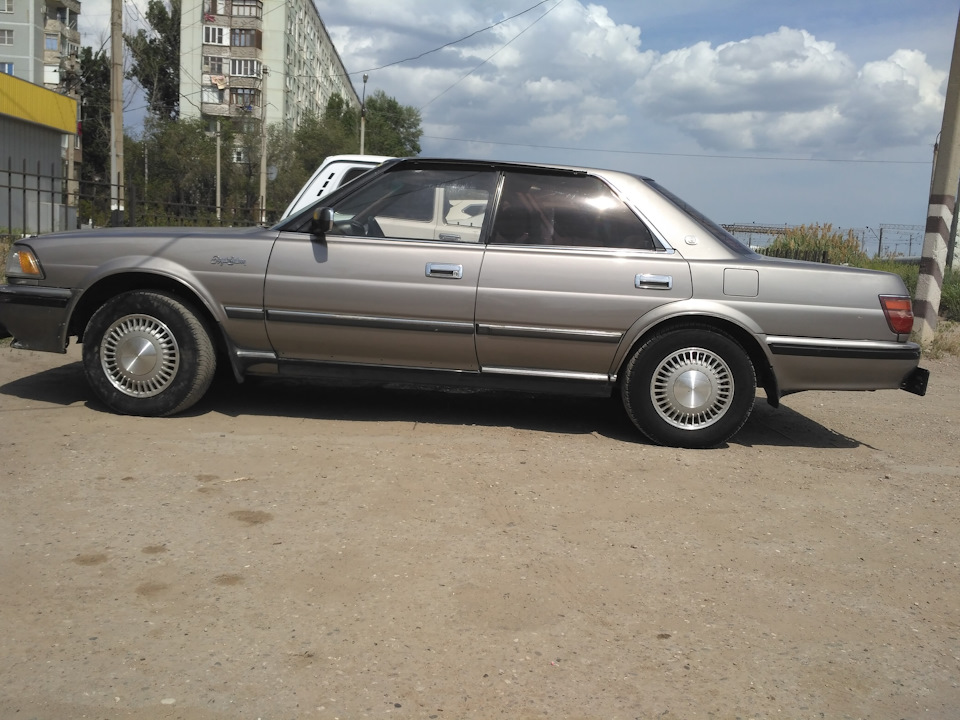 Регулировка фар — Toyota Crown (S130), 2,5 л., 1990 года | визит на ...