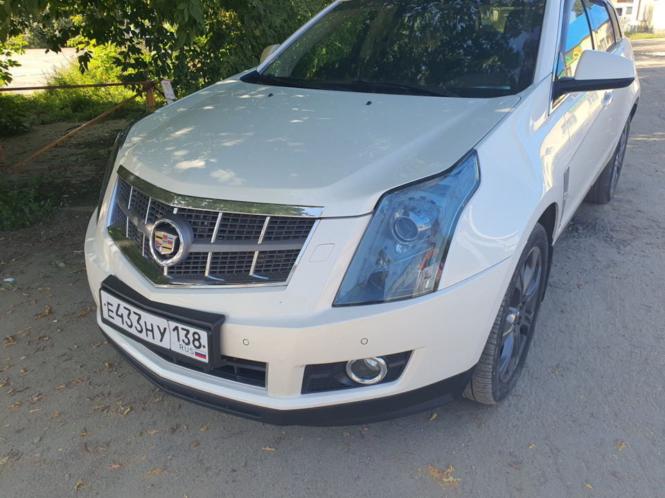Вода под водительским ковриком. — Cadillac SRX (2G), 3 л, 2011 года ...