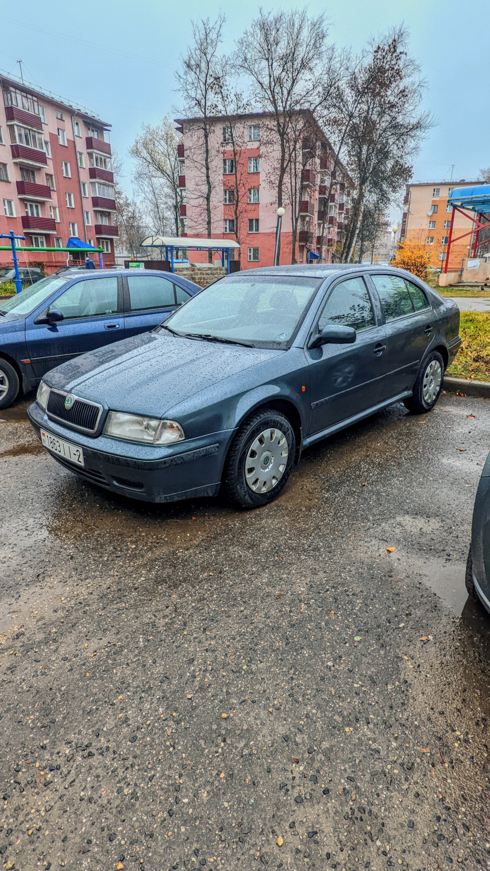 Переобувка на зиму и история про тормоза — Skoda Octavia A4 Mk1, 1,6 л,  1998 года | поломка | DRIVE2