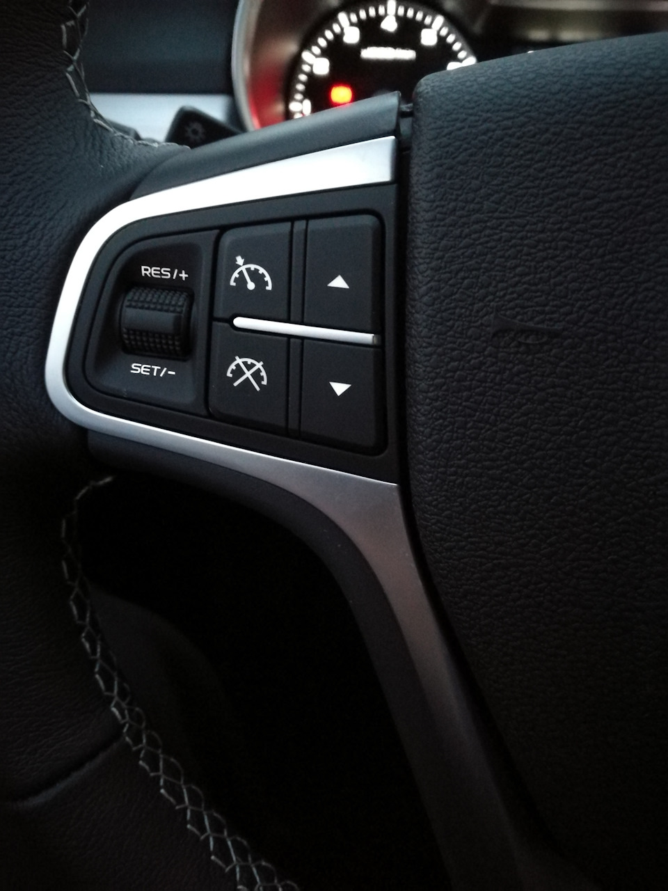 Не работают кнопки переключения бортового компьютера… — DRIVE2